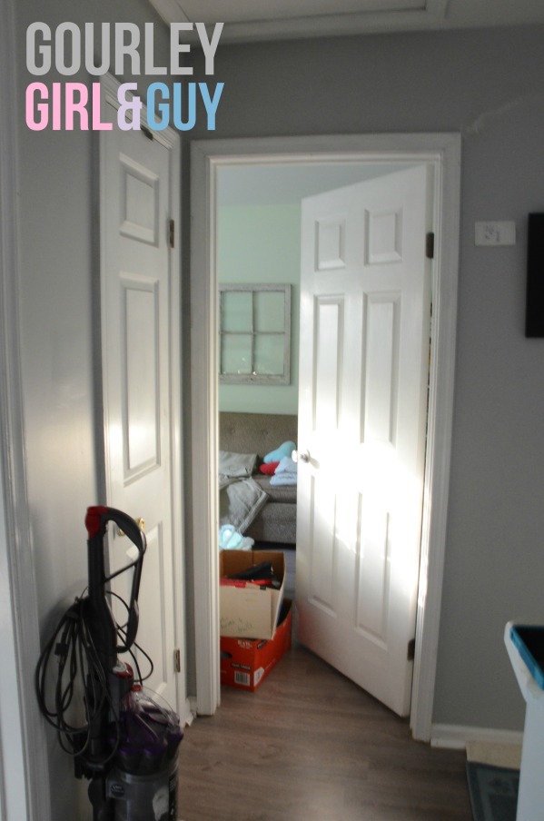 guest-room-door-white